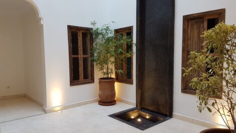 Ksour – Magnifique Riad cinq chambres et bassin en terrasse