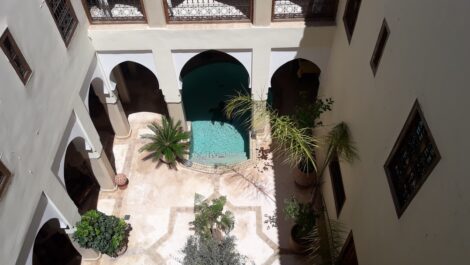 Dar El Bacha, magnifique Riad avec Douiria attenante, vaste patio, grand bassin, superbe terrasse, 6 chambres