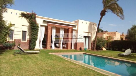 Stunning Villa with Panoramic Views, Pool, and Spacious Garden near Marrakech