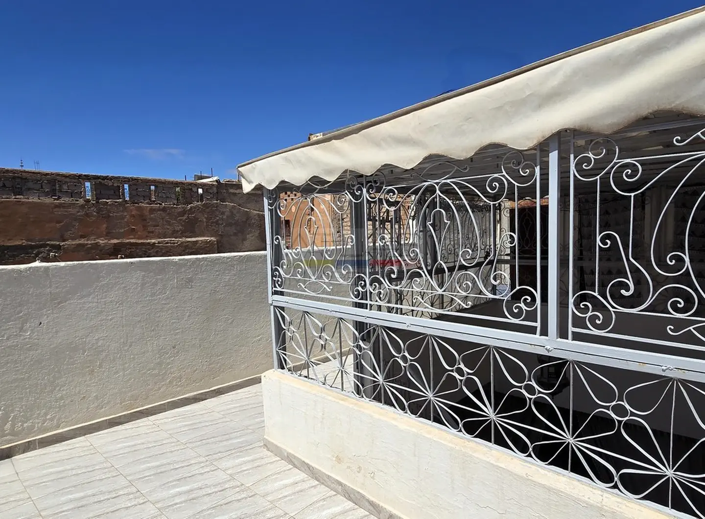 Charmante-douiria-lumineuse-avec-terrasse-au-cœur-de-la-médina-de-Marrakech (1)