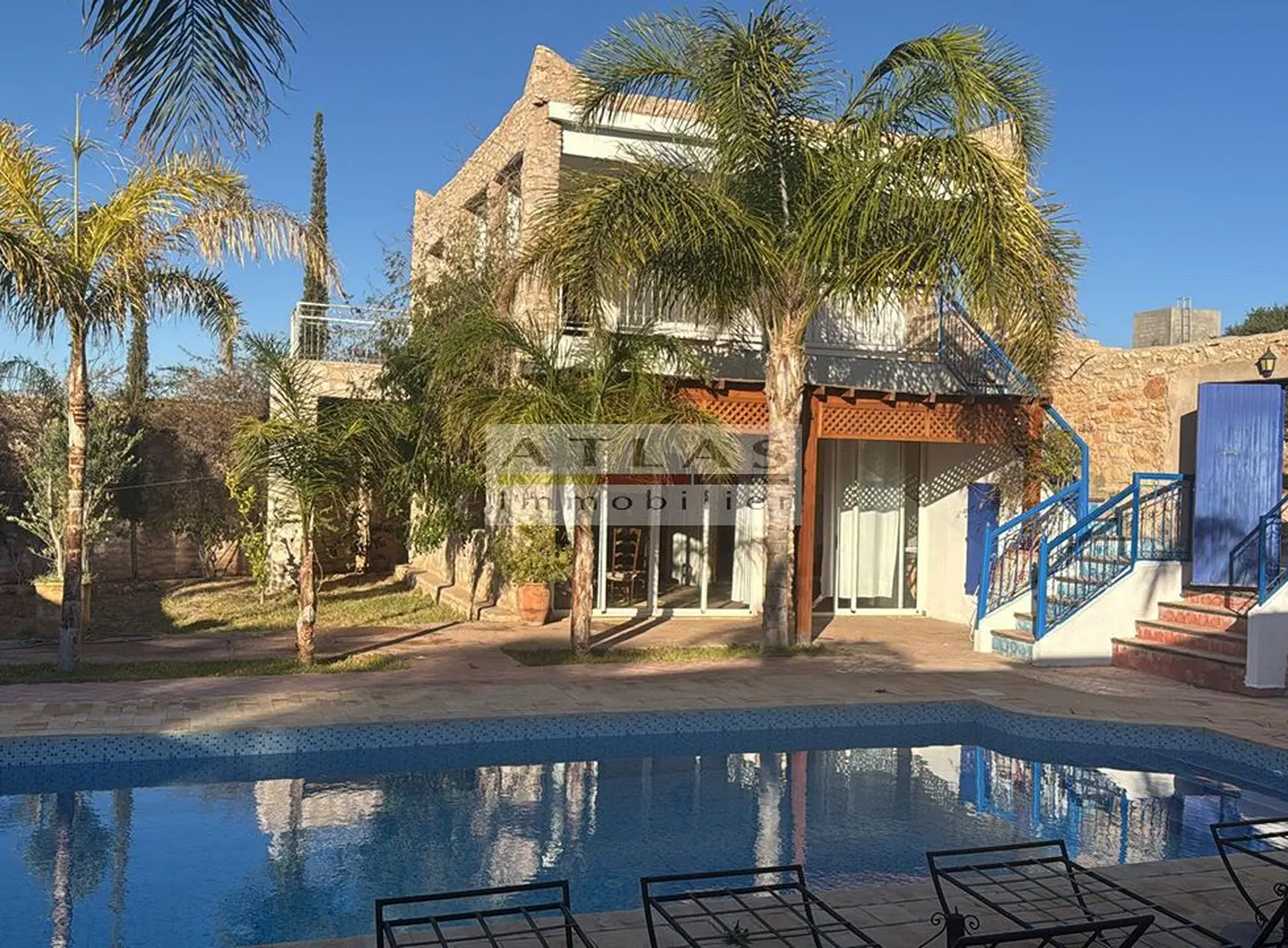 villa-meublee-louee-essaouira-piscine-jardin (14)