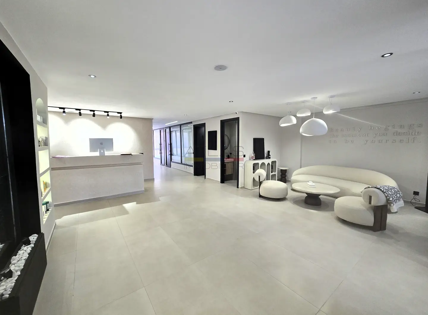centre-esthetique-marrakech-gueliz-local-commercial-materiel-neuf-candela-soprano (1)