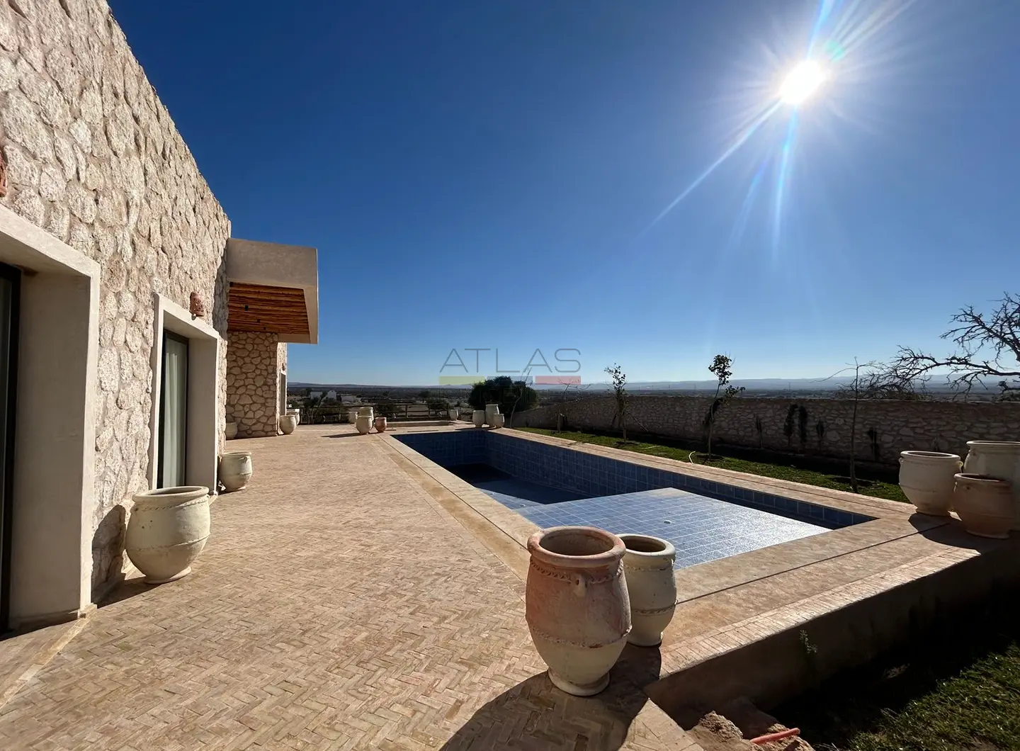 villa-pierre-piscine-jardin-location-longue-duree-essaouira (1)