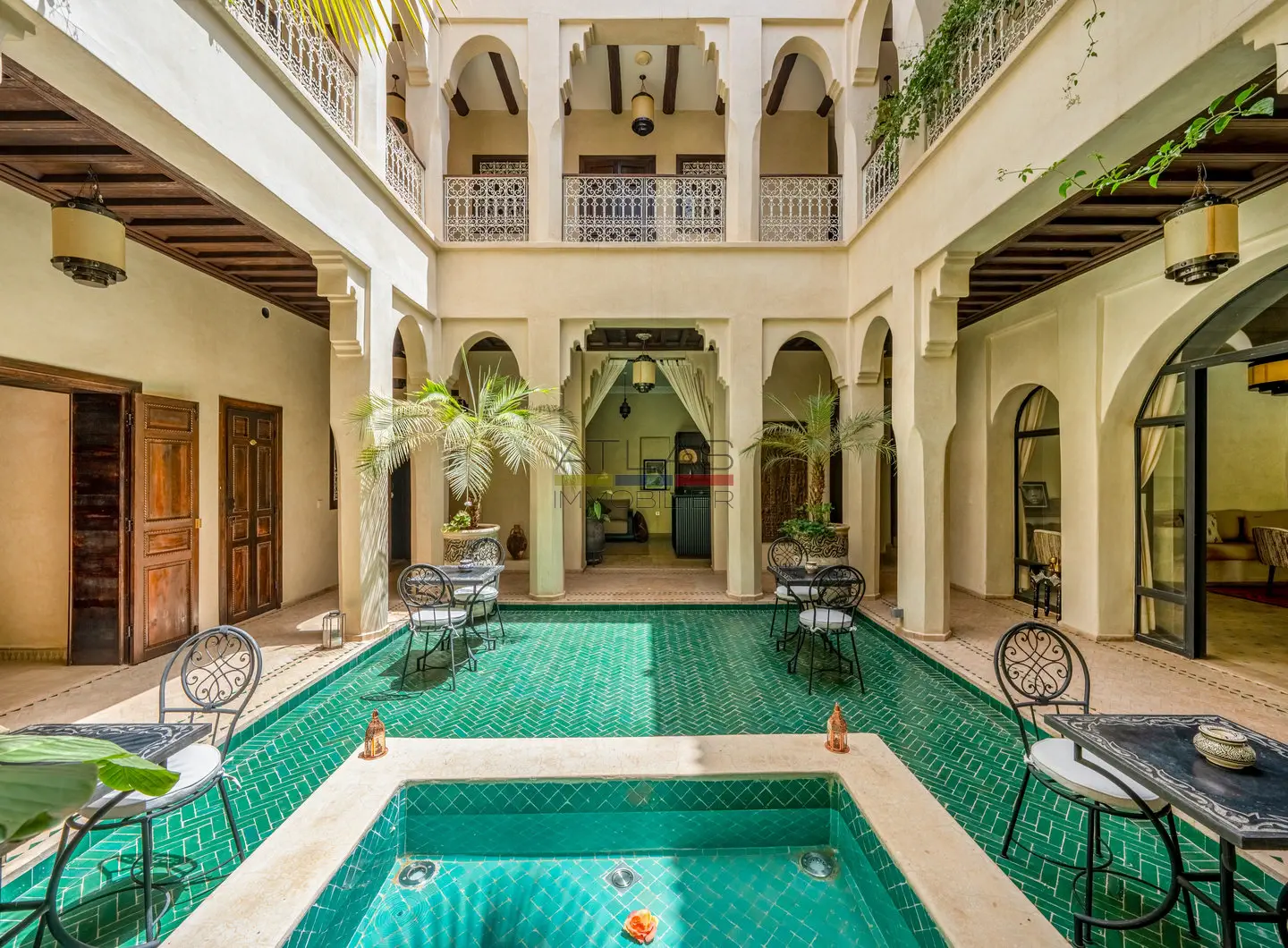 riad-maison-hotes-marrakech-patio-bassin (39)